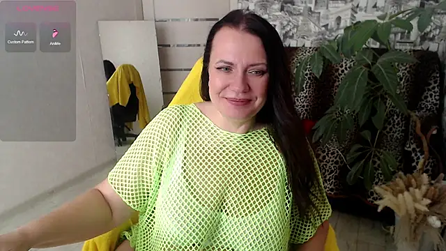 your_space (F mature) - sexy dance