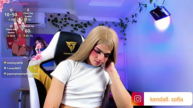 Sophiaa_doll_ webcam