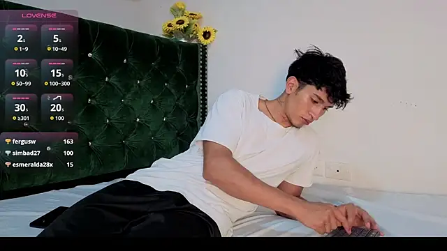 Zayn_Moretti webcam