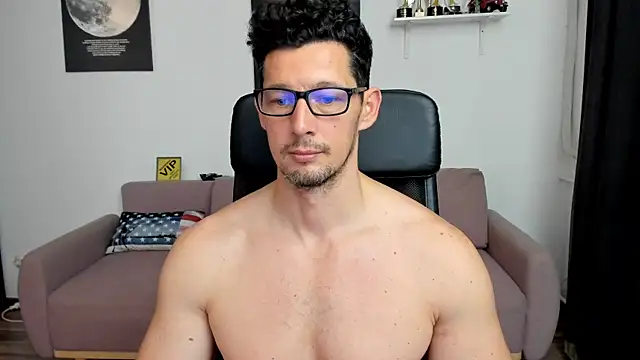 BrutusK08 webcam