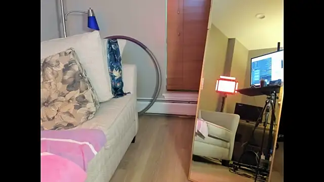 dantes_lion webcam