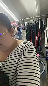 Chloee_Peach webcam