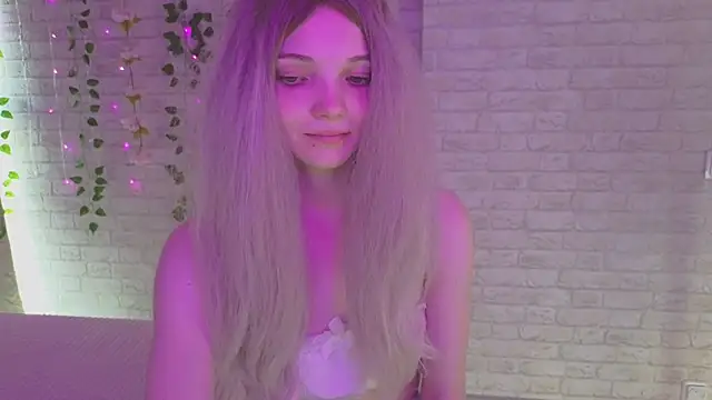 AnimeAlica18 webcam
