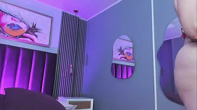 Thecrazyadams_ webcam