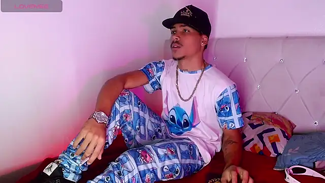 Angel_foxc13 webcam