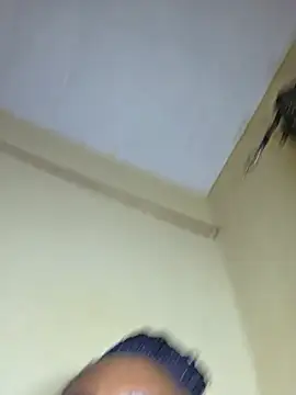 kisserhotter live cam on StripChat