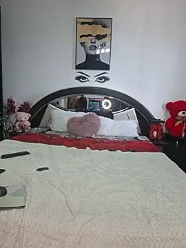 AvaKlein live cam on StripChat