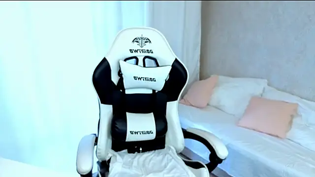 Lily_Daviss webcam