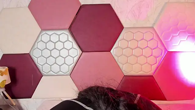 ArielleWilde webcam