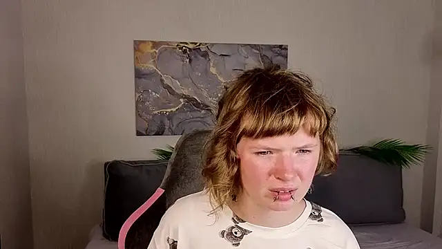 VioletDesiree webcam