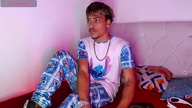 Angel_foxc13 webcam