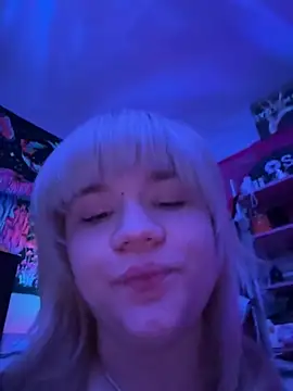 Cutiepiespanks live cam on StripChat