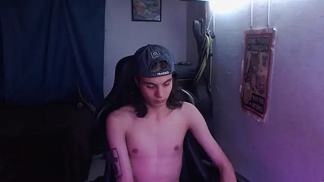 Elastic_Fantasy webcam