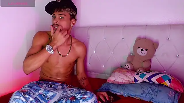 Angel_foxc13