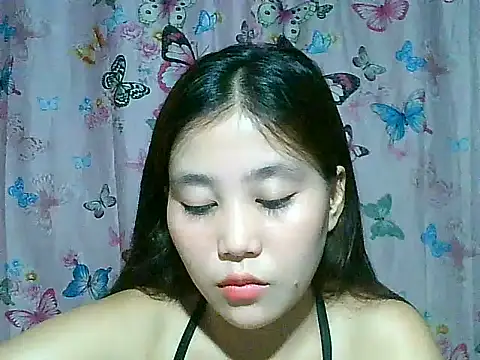SexyAsianPussy4u webcam