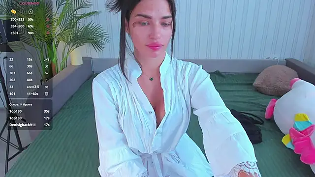 JesikaLooove live sex cam