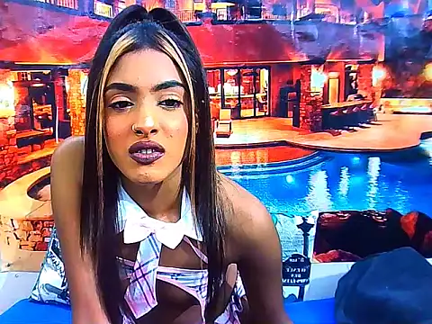 IndianPretty14u2Luv webcam