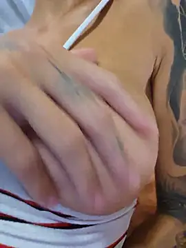 kylie_blck webcam