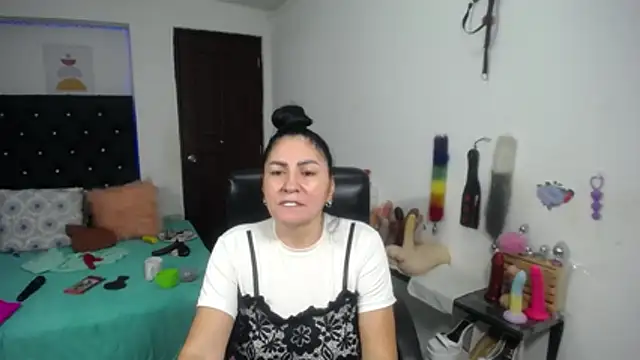 mature_bigboobs10 webcam