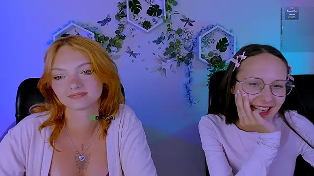 mona_cloud webcam