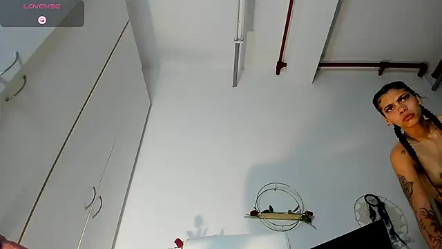 TattoedLexi_ webcam