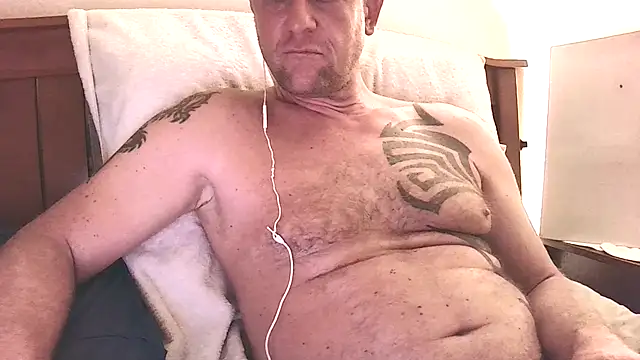 Yournaughty webcam