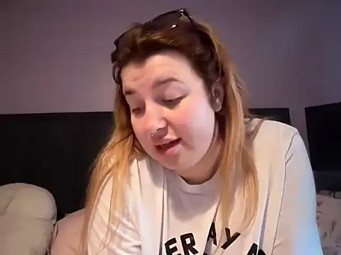 curvy_rosie69 webcam