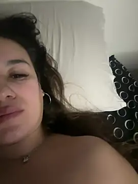 LatinaFuegoX webcam