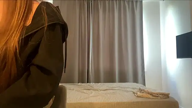 ManyDozens webcam