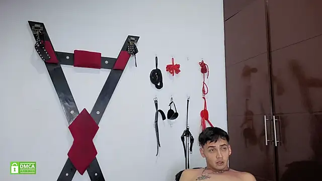 BDSMRoom_Latins webcam