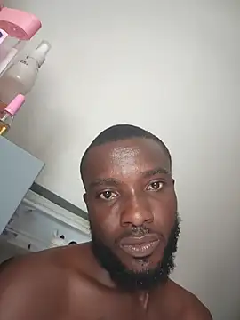 francisxxx02 (M young) - Let's cum together babe 😘