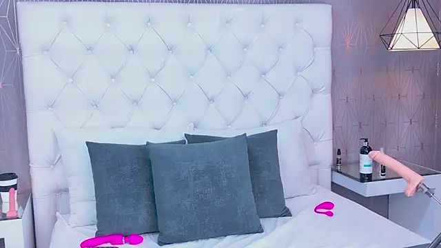 VioletSweetts webcam
