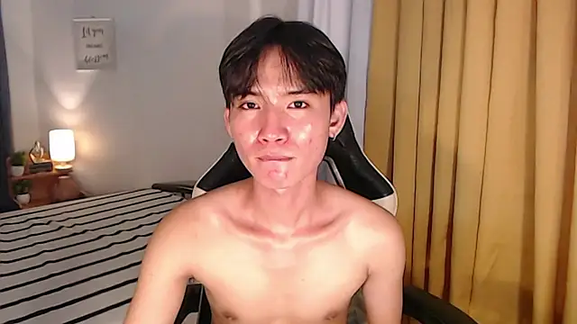 asian_dai live cam on StripChat