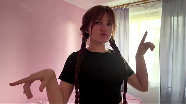 pinedell live cam on StripChat