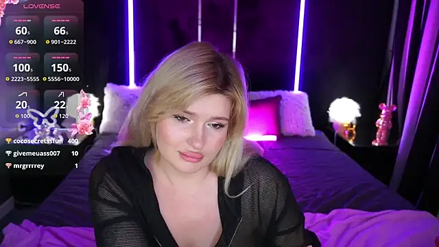 CocoSecretss live cam on StripChat