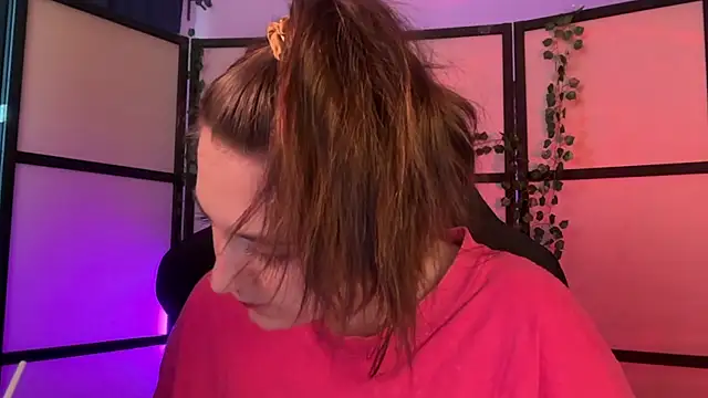Diana_Flower live cam on StripChat