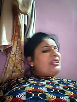 Rakhi99x live cam on StripChat