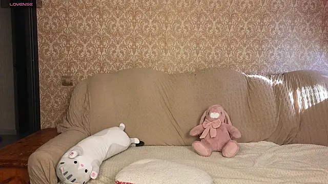 Lilihere_ live cam on StripChat