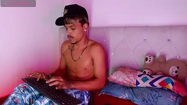 Angel_foxc13 webcam
