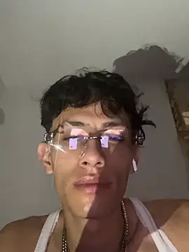 alexmendoza24 webcam