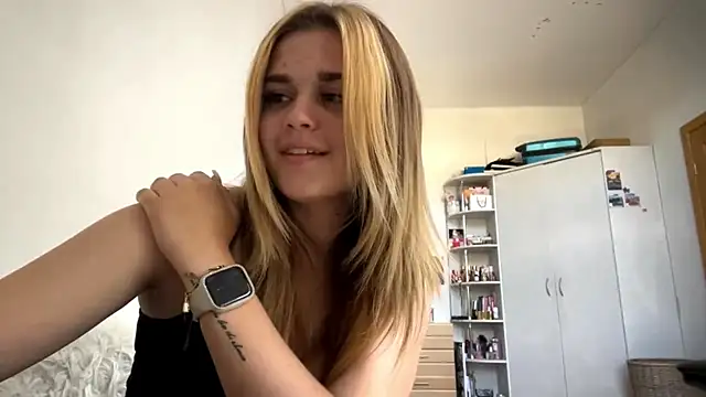 MiaRoika webcam