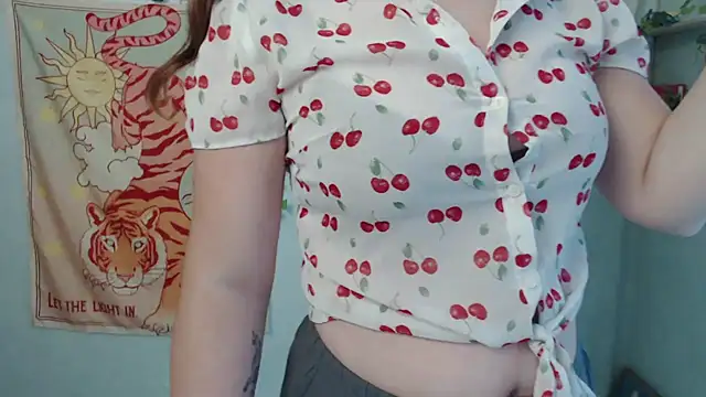 VeryVeryVeryShy_ live cam on StripChat