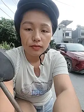 Ami-sexyy webcam