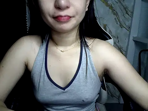 Mia_2022 webcam
