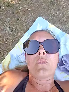 Hot_Milf_Denise webcam