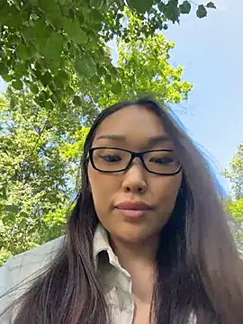 trytomakememoam webcam