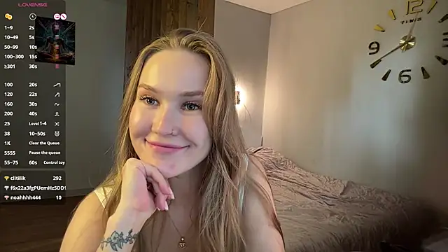 LustfulDiana webcam