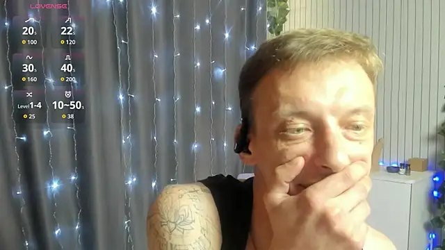 James2Inked webcam