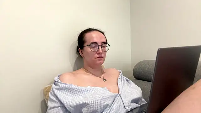SofiaTease live cam on StripChat