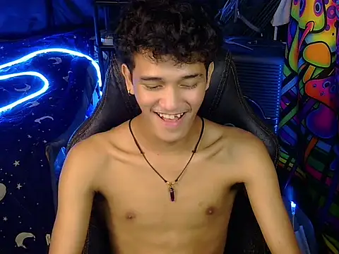 hugekenbigcock webcam